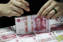 Китайский юань просел против доллара США