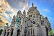 Базилика Сакре-Кёр впервые за историю закрылась в Париже