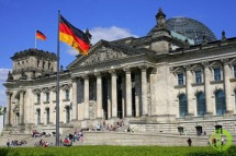 Меркель считает, что правительству ФРГ не стоит давать новых финансовых обещаний партнерам по ЕС