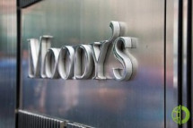 Одновременно Moody's подтвердило приоритетный необеспеченный рейтинг Ca по еврооблигациям на $3 млрд
