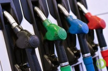 Цены на бензин Аи-95 увеличились на 4 коп. - до 46,42 руб. за литр, а стоимость дизельного топлива возросла на 3 коп., достигнув 48,09 руб. за литр