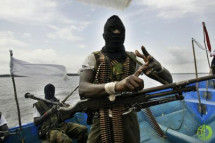 Пираты в этом месяце напали на нефтедобывающее судно у Нигерии и похитили девять нигерийских граждан