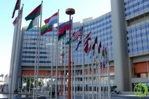 В настоящее время в состав СБ ООН входят 15 стран, пять из которых являются постоянными членами и десять - непостоянными, избираемыми на двухлетний срок