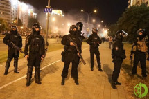 Милиция будет и дальше в основном полагаться на нелетальные средства, но применит огнестрельное оружие, если столкнется с агрессивной реакцией протестующих — Караев