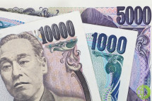 Японская валюта укрепилась в районе 110,11 относительно доллара США