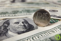 Аналитик назвал идеальными валюты для хранения сбережений доллары и швейцарские франки и призвал хранить средства в них