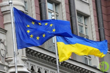 17 июня Европейская комиссия рекомендовала предоставить Украине статус кандидата на вступление в Европейский союз