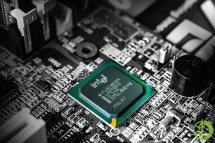 Годом ранее Intel объявила о запуске новой серии чипов для майнинга под названием Blockscale