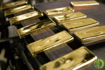 В пятницу золото на рынке в Индии торговалось около 61 100 рупий за 10 грамм