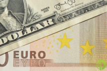 На момент написания статьи пара EUR/USD торгуется на уровне 1,699