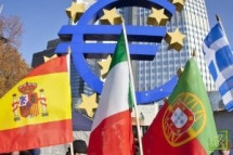 Экономическая ситуация в еврозоне по-прежнему ухудшается, считают 79% опрошенных против 84% в мае.