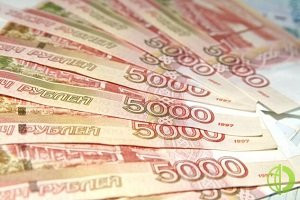 Выдачи РОS-кредитов (займы, выданные в торговой точке) в мае также снизились на 41% по сравнению с тем же месяцем годом ранее, до 10,3 млрд рубле