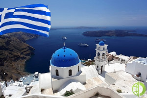 Суточный прирост инфицированных в 11-миллионной Греции в последние недели составляет в среднем от тысячи до 1,6 тыс