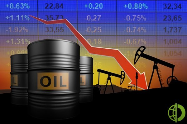 По состоянию на 10.24 по Гринвичу фьючерсы на нефть Brent потеряли 24 цента