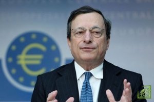Европейскому Центробанку запрещено напрямую финансировать национальные правительства, увеличивая денежную массу.