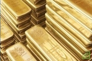 Американский банк подтвердил целевую стоимость золота на 3 месяца на уровне $1825 за унцию.