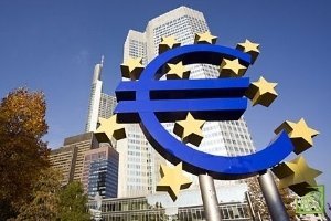 Если ЕЦБ снижает депозитную ставку, единая европейская валюта имеет все шансы отправиться в достаточно значительный даунтренд.