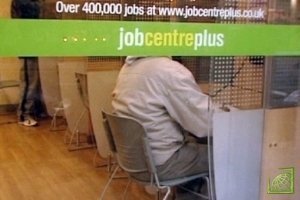 Уровень зарегистрированной безработицы в Великобритании в апреле снизился до 4,5% с 4,6% в марте.