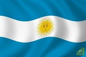 В следующем году Аргентина должна выплатить почти 11 миллиардов долларов долга.