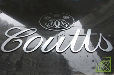 Банк Coutts входит в банковский холдинг Royal Bank of Scotland, на 84 процента акций принадлежащий британскому правительству.