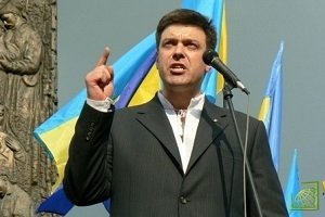 Принятие этого закона будет способствовать мобилизации украинского общества - Тягнибок. 