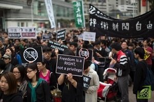 Глава Гонконга отказался уйти в отставку, как того требовали участники массовых демонстраций.