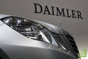 Daimler AG — один из крупнейших мировых автоконцернов, которому, в частности, принадлежит 11% акций российского КАМАЗа. 