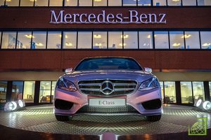 Mercedes презентует новый автомобиль