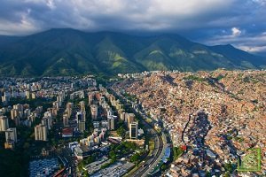 Региональные власти Венесуэлы пытаются противостоять гиперинфляции