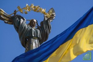 Программа помощи Украине от МВФ рассчитана на четыре года и предусматривает выделение стране 17,5 млрд долларов