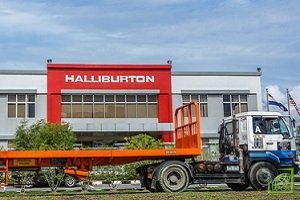 Компания Halliburton производит оборудование для бурения скважин, обслуживает трубопроводы, резервуарные парки, разрабатывает IT-решения для отрасли