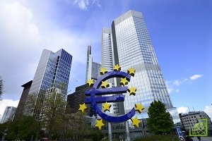 Розничные продажи в зоне евро снизились
