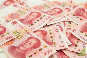 По данным МВФ, на конец 2017 года доля юаня в мировых валютных резервах была порядка 1,2%
