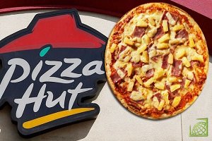 Pizza Hut с 2022 года будет использовать исключительно мясо куриц, которым не давали антибиотики
