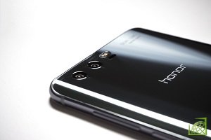 ​Honor объявила об официальном начале продаж в России смартфона Honor 9 Lite Premium