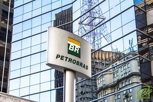 ​Бразильская государственная нефтегазовая и нефтехимическая компания Petroleo Brasiliero SA (Petrobras) увеличила чистую прибыль во втором квартале 2018 год