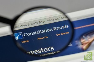 Constellation Brands - намерен увеличить свою долю в канадском производителе марихуаны Canopy Growth Corp. до 38%