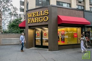 Wells Fargo - сократит персонал примерно на 5-10% 