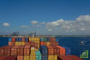 ​Один из крупнейших в мире портовых операторов DP World (ОАЭ) претендует на покупку 49% группы Fesco