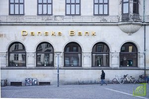 Процент датчан, которые считают, что Danske Bank заслуживает доверия, упал до 46%