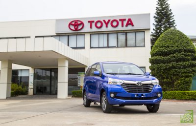 Toyota и SoftBank займется развитием райдшеринга