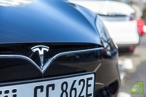 В целом Tesla предложила три варианта солнечных электросистем — на 3,8 кВт, 7,6 квт и 11,4 кВт