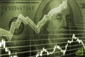 Официальный курс доллара вновь поднялся выше психологической отметки в 24 гривни