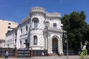 Дом приемов правительства является памятником архитектуры и станет рабочим местом Дмитрия Медведева