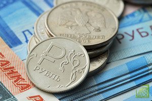 Номинальный курс рубля к инвалютам в прошлом месяце увеличился на 1,6%, к доллару - на 1,9%, к евро - на 1,7%
