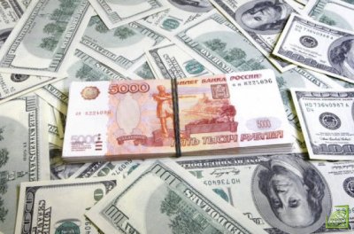 На 18.33 мск сделки с расчетом «завтра» заключались по 64,2050 рубля за доллар 