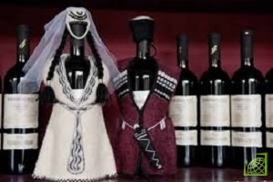 Грузия экспортировала на российский рынок в основном натуральное виноградное вино, ферросплавы, минеральную воду