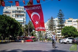 Россиянам хотят облегчить способ расчета на турецких курортах 