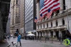 На момент закрытия на Нью-Йоркской фондовой бирже Dow Jones снизился на 1,84%