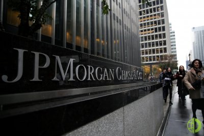 ​Генеральный директор JPMorgan Chase & Co Джейми Даймон заявил в понедельник, что банк предоставит преимущества клиентам, пострадавшим от продолжающегося кризиса с коронавирусом